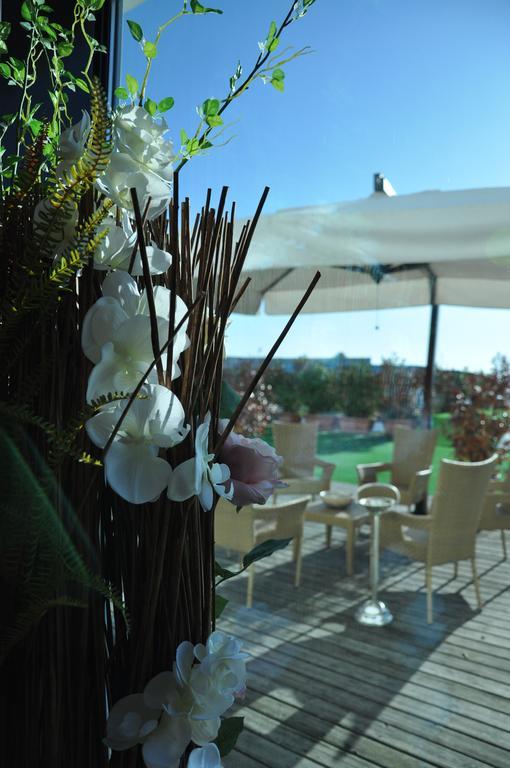 Golf Hotel Milano Opera Exterior foto